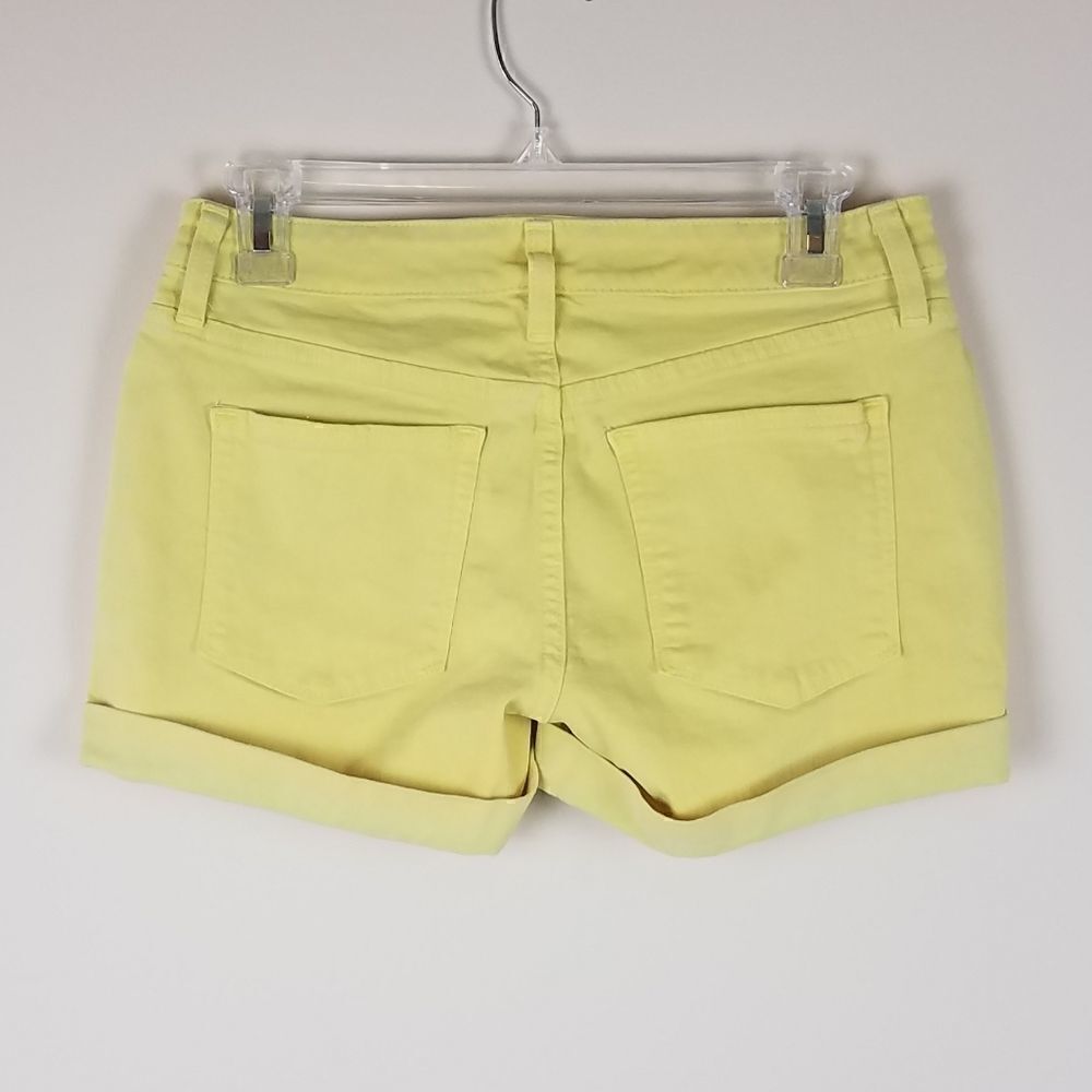 Vineyard Vines Yellow Denim Shorts 00 - Picture 6 of 8